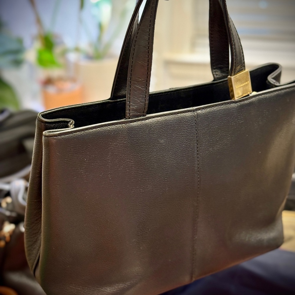 BURBERRY with Novacheck lining classic soft black leather handbag